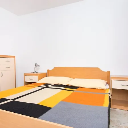 Zic - Mrakovcic Casa de hóspedes Baška