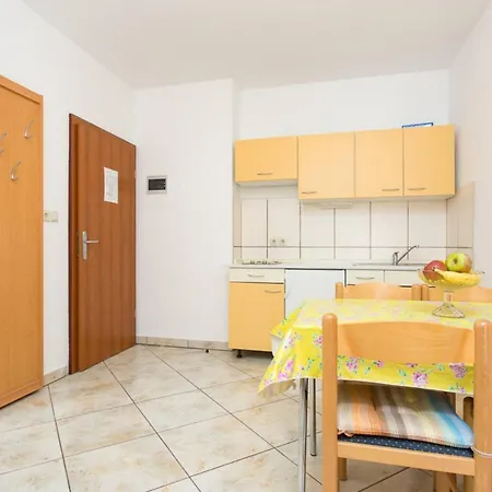 Zic - Mrakovcic Casa de hóspedes Baška